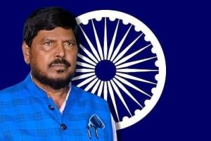 ‘रिपाइं’ महायुतीत राहूनच लढणार, पण मनपा निवडणुकीत १० जागांवर लढण्याची केली तयारी!; जिल्हा परिषदमध्येही ५ जागा हव्यात...