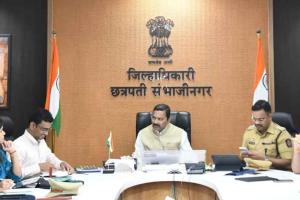 जिल्हा प्रशासनाने घेतला नगरपालिका, नगरपंचायत निवडणुकीसाठी आढावा, आचारसंहितेची अंमलबजावणी होणार कडक