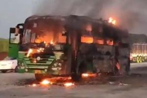 ‘मृत्यू’ घेऊन धावताहेत खासगी स्लीपर बस ... का वाढताहेत आग लागण्याच्या घटना..., कुठे होतेय यंत्रणेचे दुर्लक्ष, मेट्रोपोलिस पोस्टचा स्पेशल रिपोर्ट