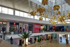 प्रोझोन मॉलच्या कूचकामी सुरक्षा व्यवस्थेचा चोरट्यांनी केला पर्दाफाश!; लाखो रुपयांची रोकड, कपड्यांची चोरी, व्यापाऱ्यांचा मॉल व्यवस्थापनावर संताप