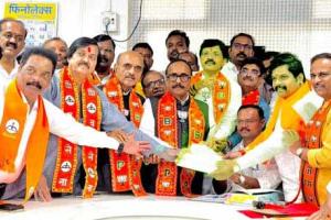 Full Report : विजय औताडेंच्या नावावर शिक्कामोर्तब होणार असताना अचानक राजूरकरांचे नाव पुढे कसे आले, जंजाळांचे नाव चर्चेत येताच शिंदे गटात काय घडलं...