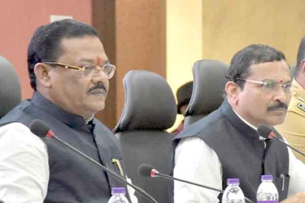 क्यूआर कोड एका नावाने, वर्क ऑर्डर दुसऱ्यालाच; छत्रपती संभाजीनगरच्या बांधकाम विभागात तब्बल १०० कोटींचा घोटाळा?; आता मुख्य अभियंता करणार चौकशी!