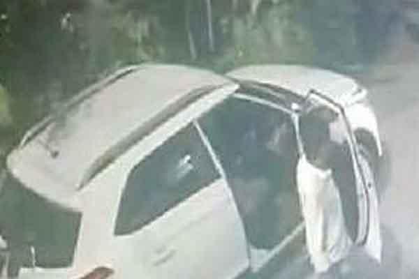 छत्रपती संभाजीनगरात हायटेक पद्धतीने महागड्या कार चोरणारी टोळी!; आणखी दोन महागड्या कार केल्या गायब... कसे करतात चोरी, काय आहे तंत्रज्ञान...